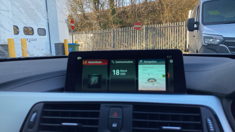 BMW 3 Series 330d xDrive M Sport Shadow Edition 5dr Step Auto Diesel Estate